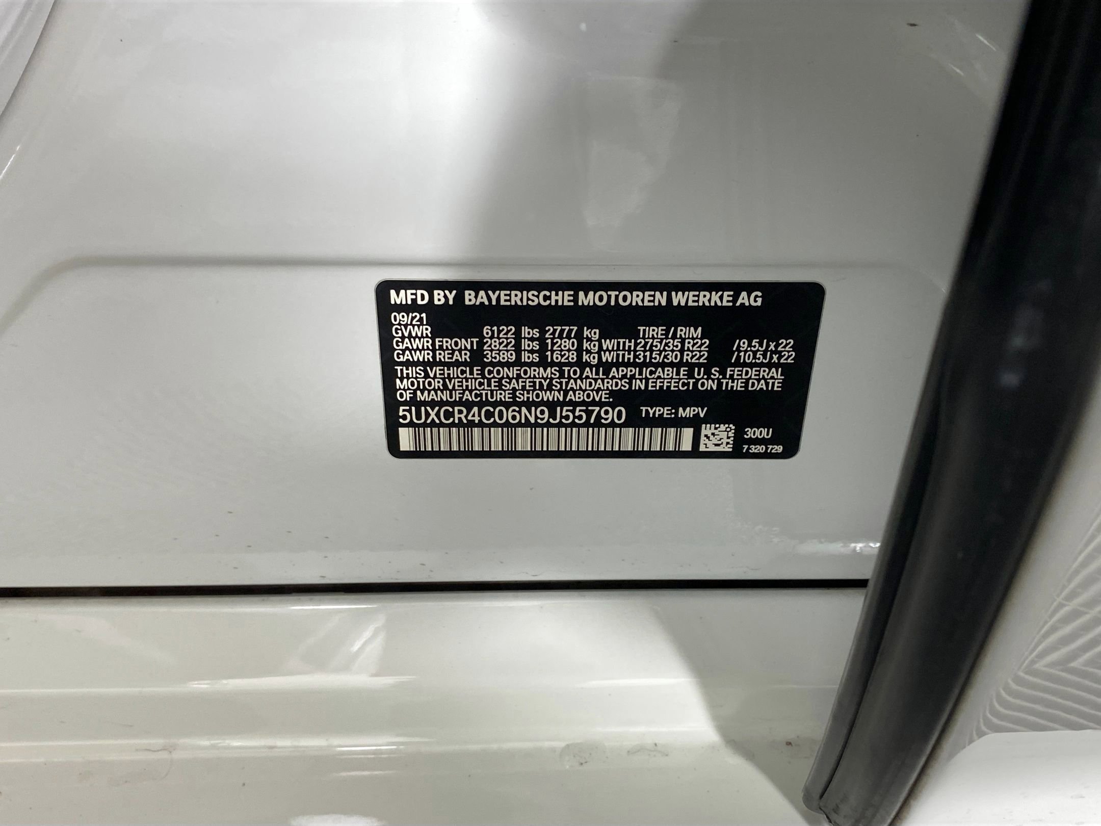 Used 2022 BMW X5 sDrive40i w/ M Sport Package image 11