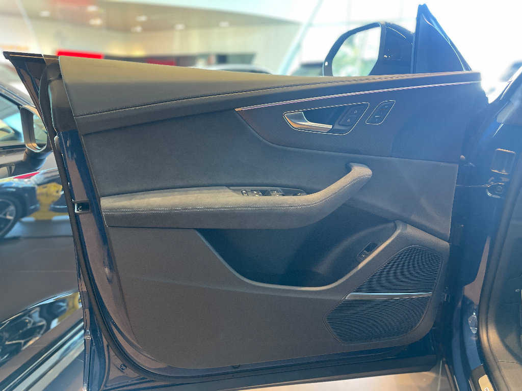 New 2026 Audi RS Q8 performance image 11