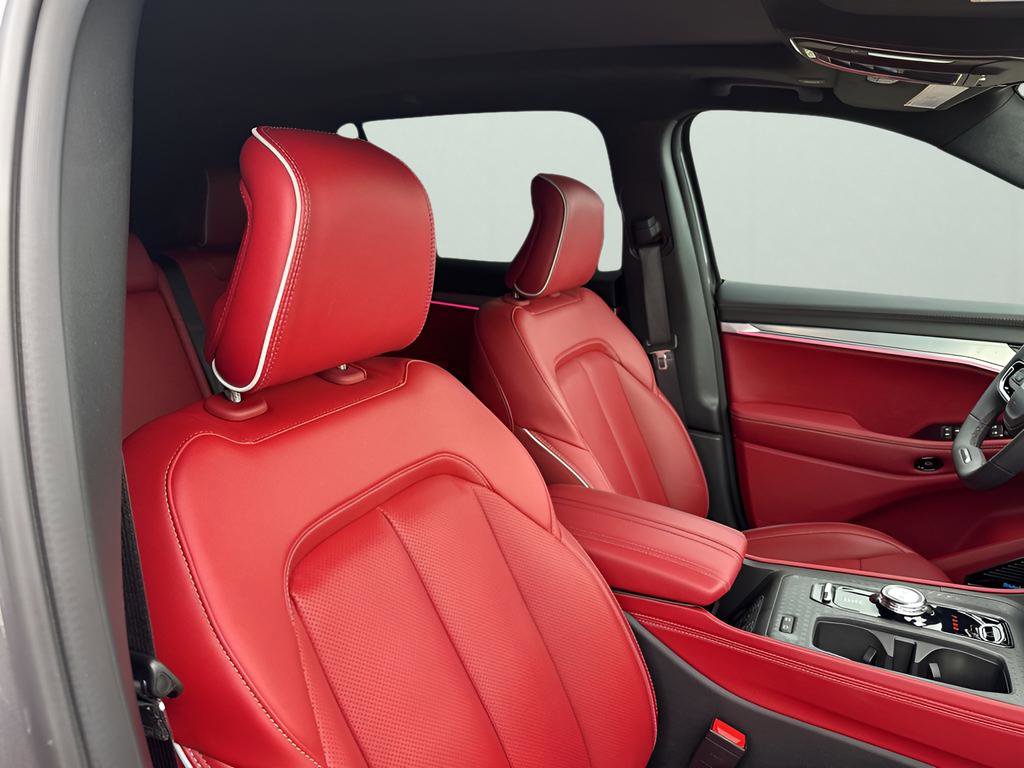 Used 2024 Jeep Wagoneer Launch Edition image 15