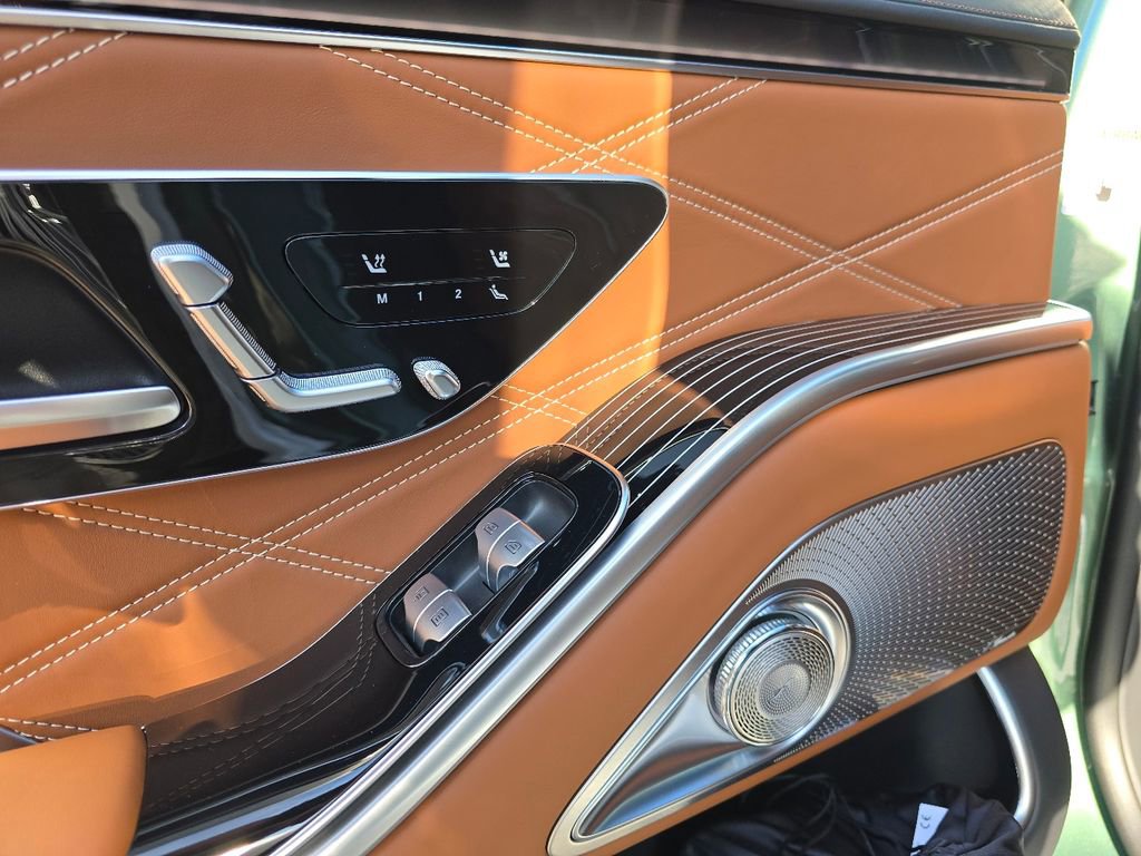 New 2026 Mercedes-Benz Maybach S 680 Maybach S 680 image 32