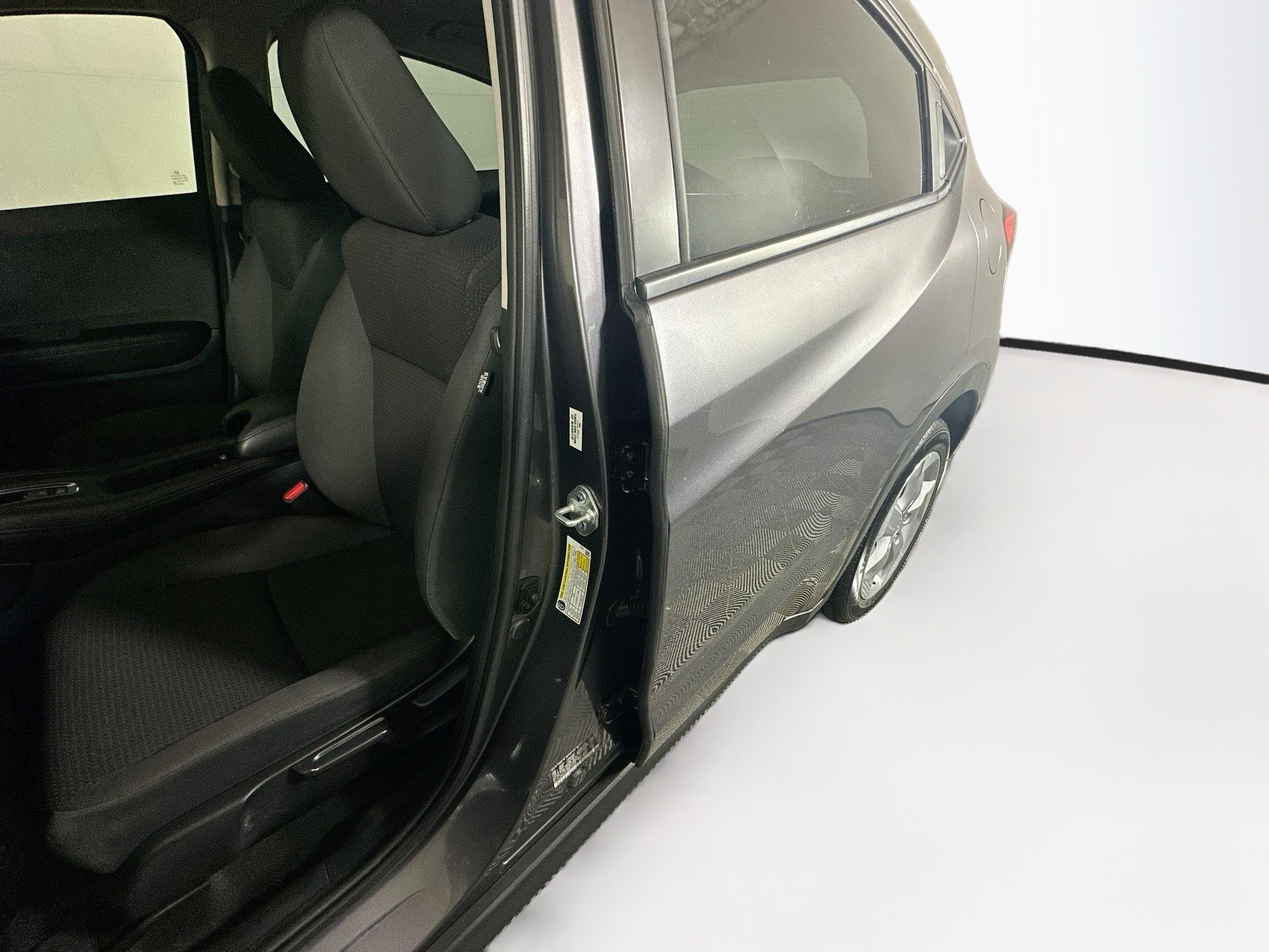 Used 2021 Honda HR-V LX image 12
