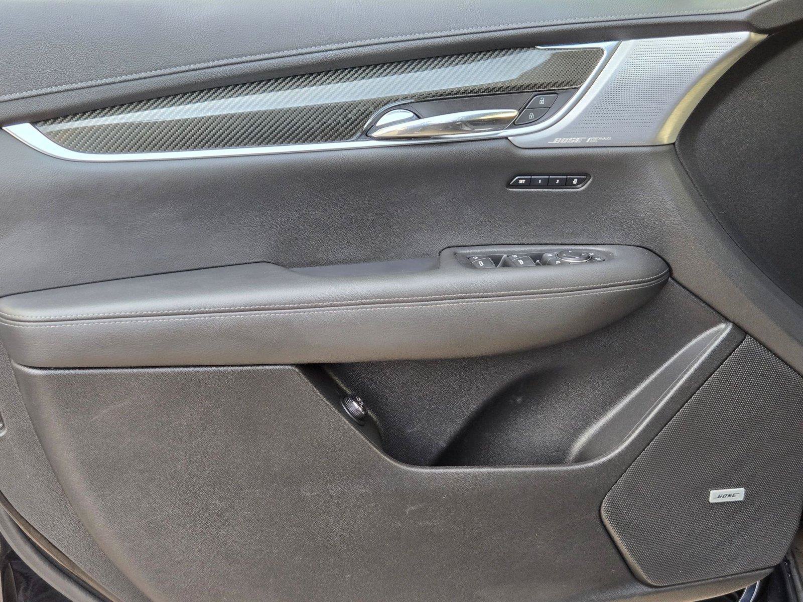Used 2020 Cadillac XT6 Sport AWD/4WD image 25