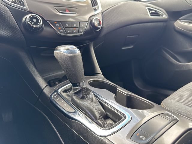 Used 2019 Chevrolet Cruze LS FWD image 12