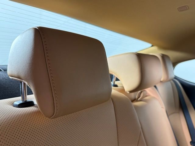 Used 2025 Lexus ES 350 w/ Premium Package image 30