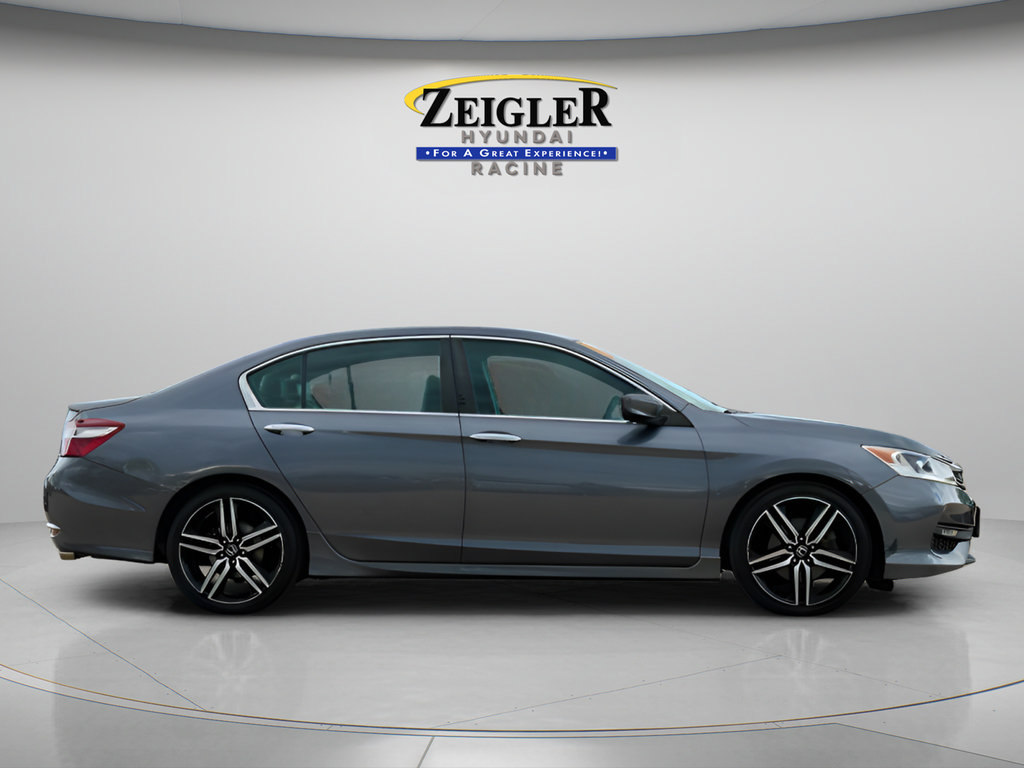 Used 2017 Honda Accord Sport image 8