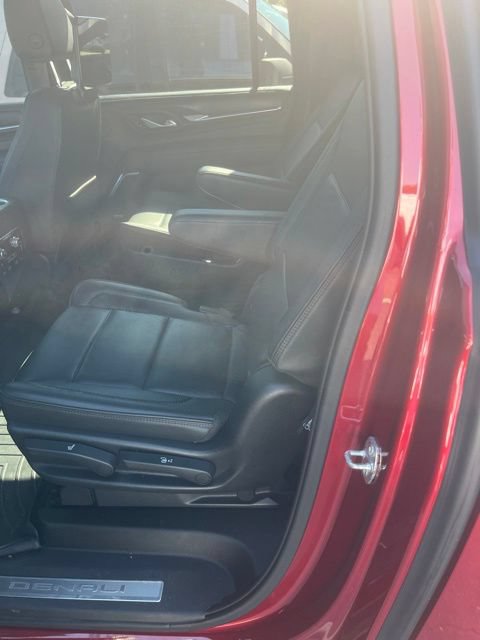 Used 2021 GMC Yukon XL Denali w/ Denali Premium Package RWD image 7