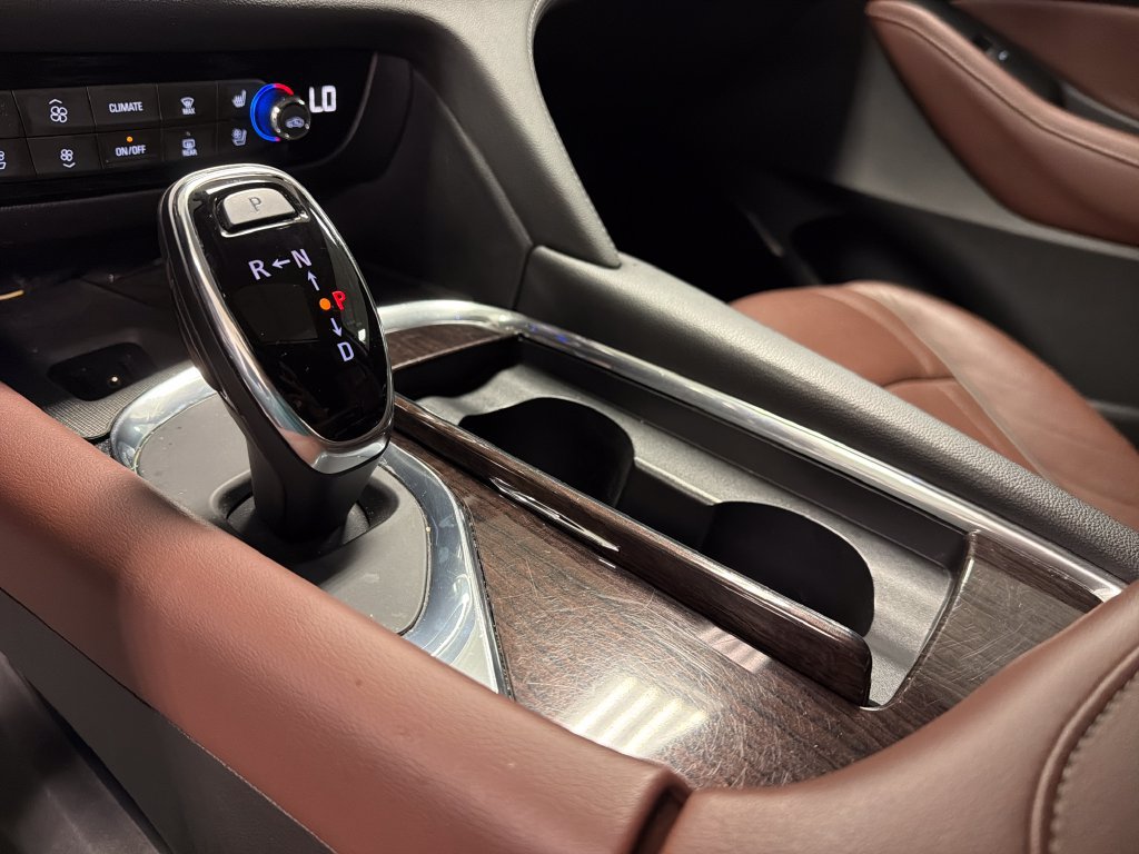 Used 2018 Buick Enclave Avenir w/ Avenir Technology Package FWD image 41