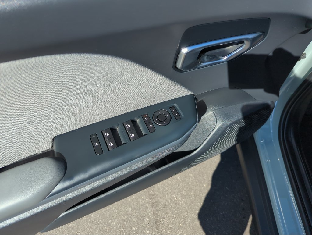 Used 2025 Kia K4 EX FWD image 19