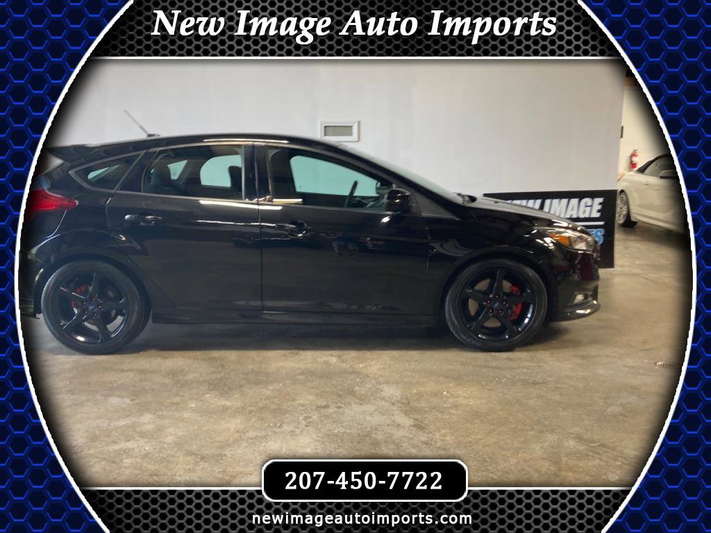 Used 2018 Ford Focus ST