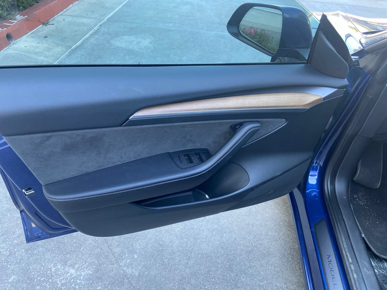 Used 2023 Tesla Model 3 Performance AWD/4WD image 8