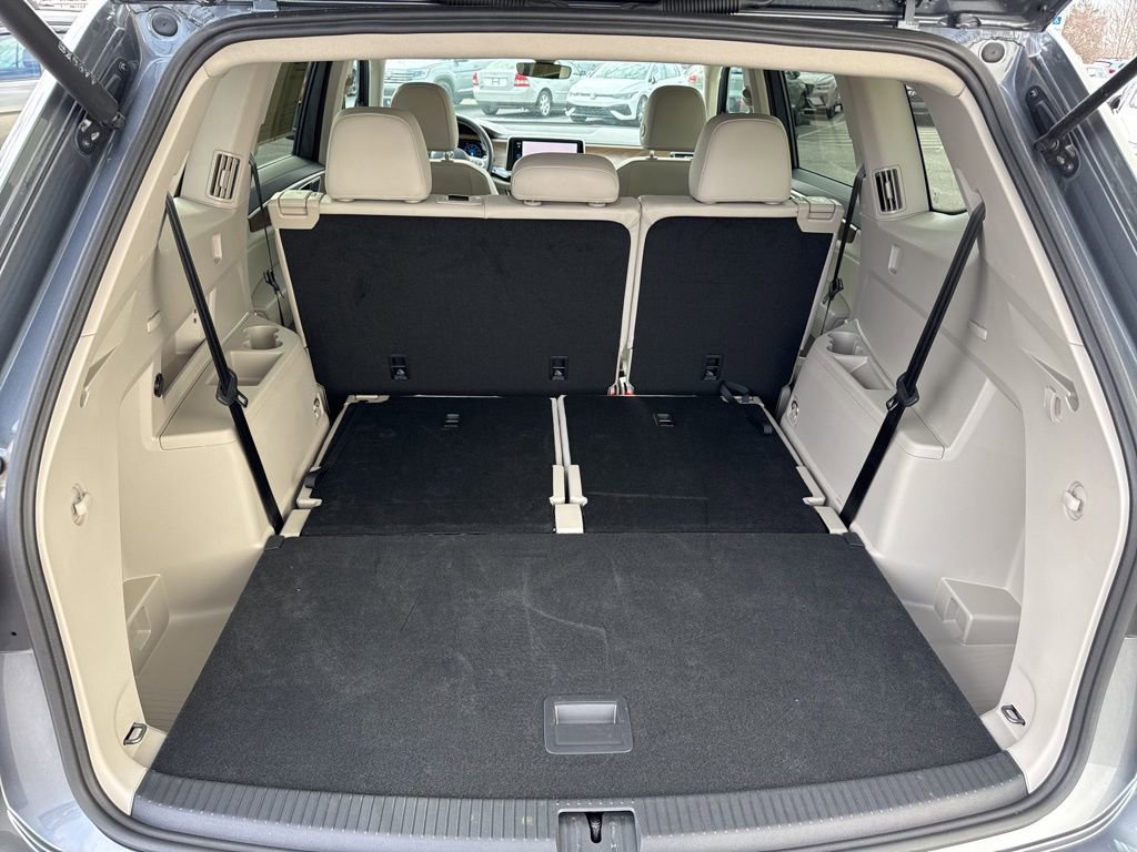 Certified 2024 Volkswagen Atlas SE image 13