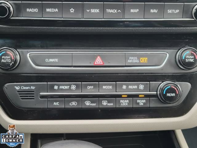 Used 2020 Kia Sedona SX image 33