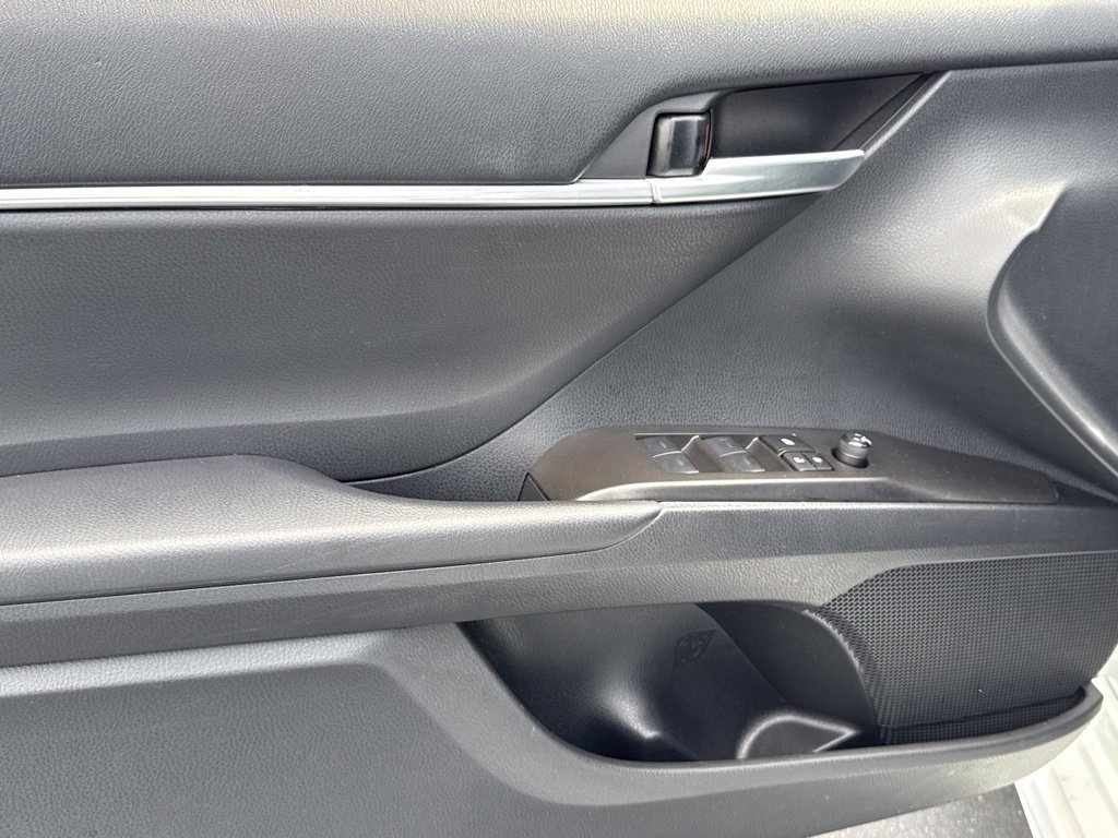 Certified 2024 Toyota Camry SE FWD image 17
