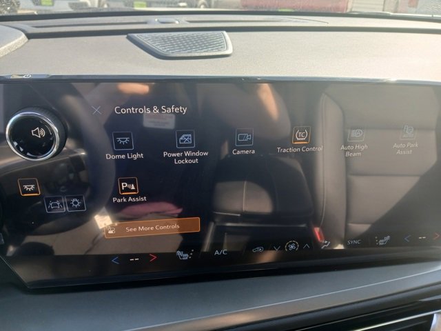 New 2026 Chevrolet Traverse LT w/ Enhanced Driving Package image 32