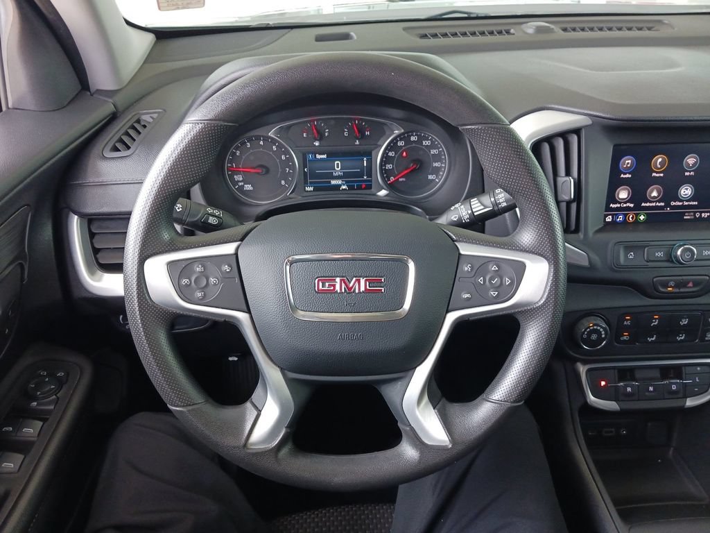 Used 2024 GMC Terrain SLE AWD/4WD image 17