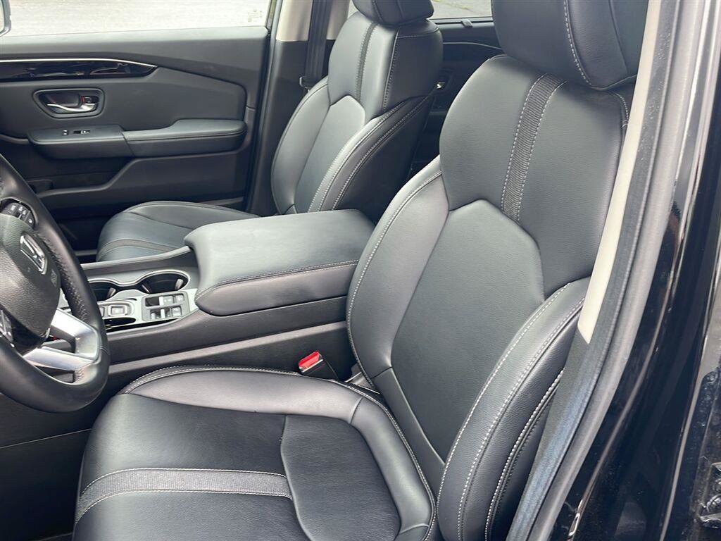 Used 2024 Honda Pilot Touring image 21