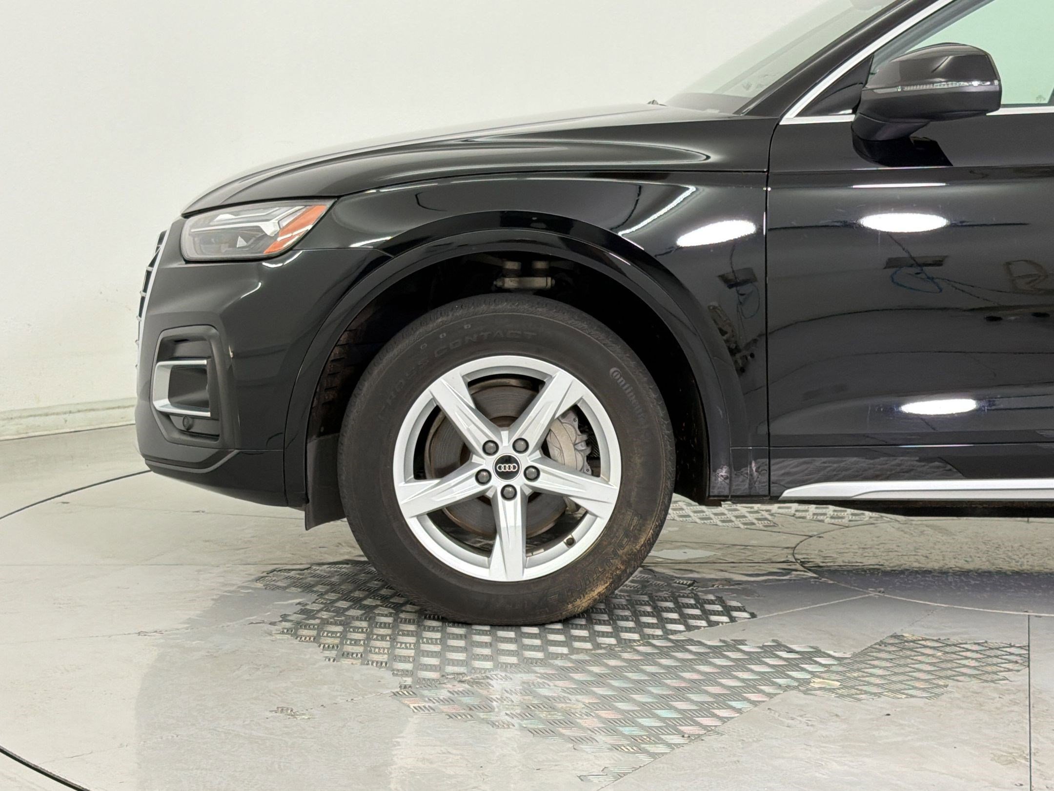 Used 2023 Audi Q5 2.0T Premium w/ Convenience Package AWD/4WD image 22