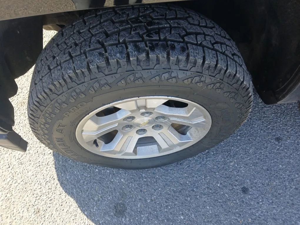 Used 2017 Chevrolet Silverado 1500 LT w/ All Star Edition image 29