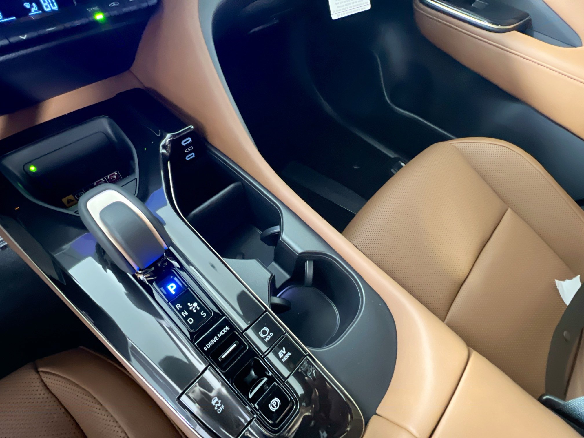 New 2025 Toyota Crown Signia image 26