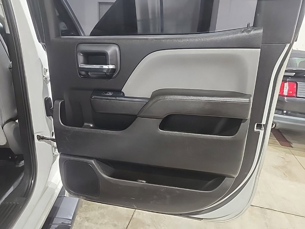 Used 2017 Chevrolet Silverado 1500 W/T w/ Trailering Package AWD/4WD image 11