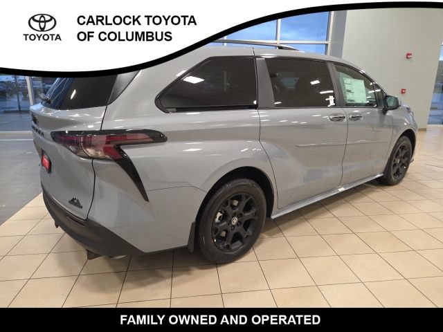 New 2026 Toyota Sienna XLE Woodland Edition AWD/4WD image 8