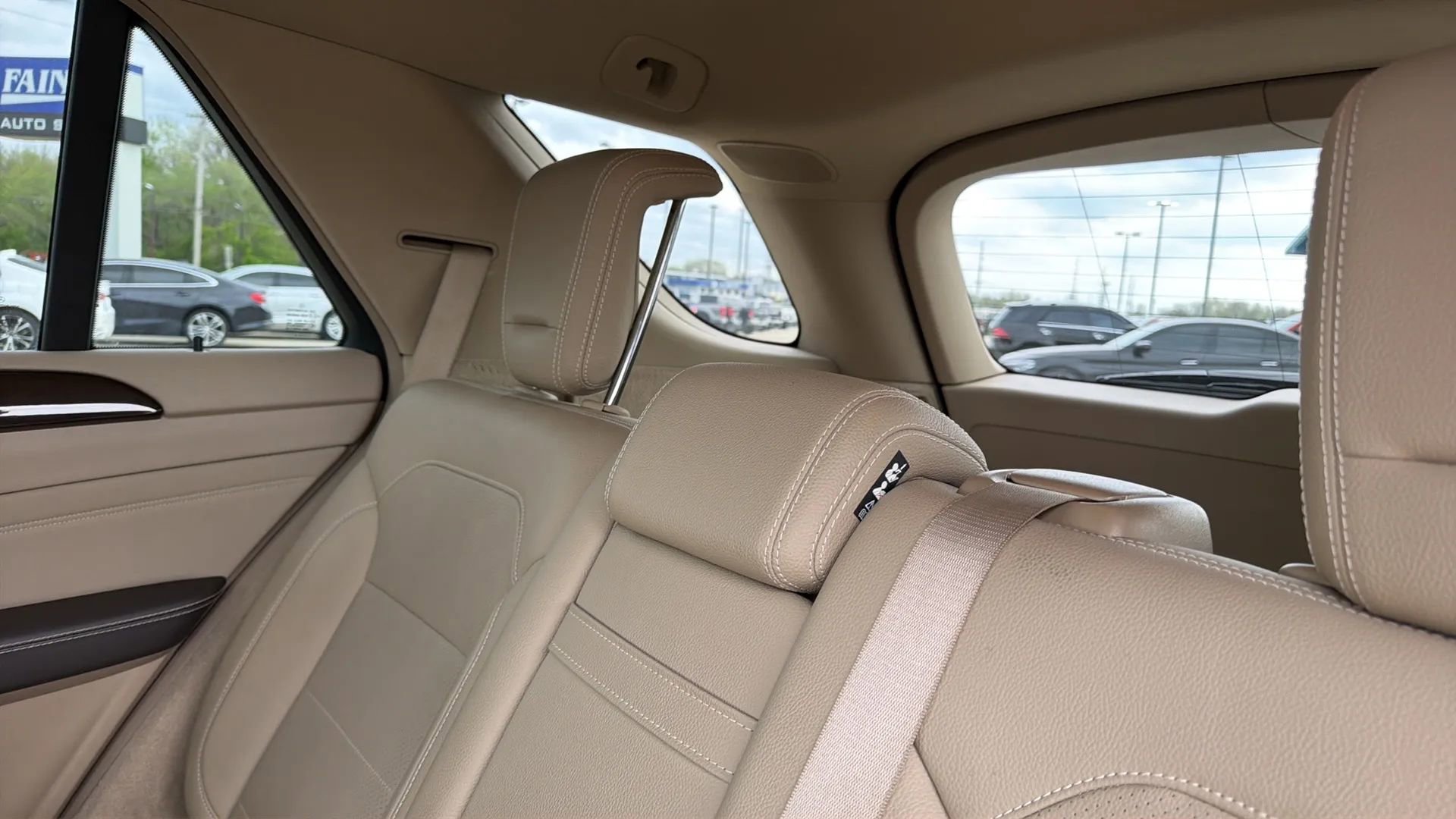 Used 2015 Mercedes-Benz ML 350 4MATIC image 45