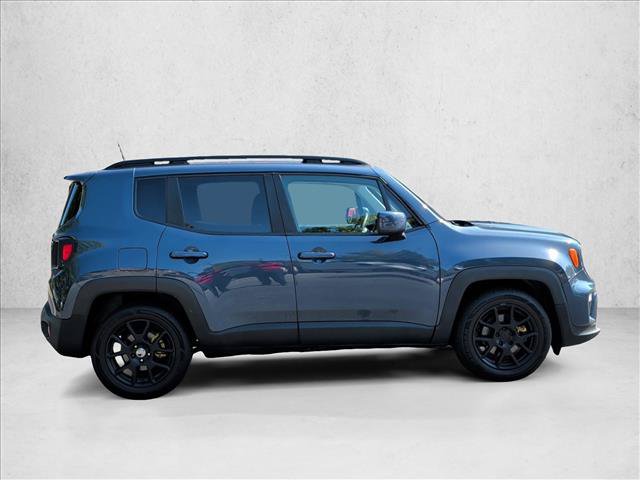 Used 2020 Jeep Renegade Latitude FWD image 4