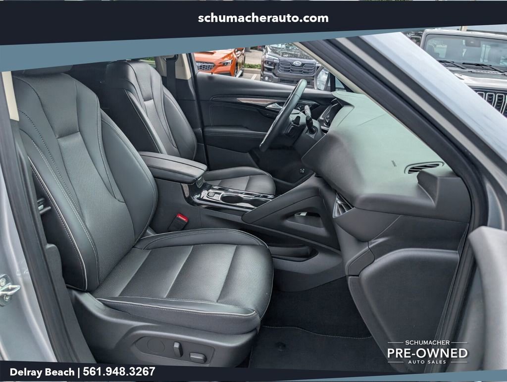 Used 2023 Buick Envision Essence FWD image 17