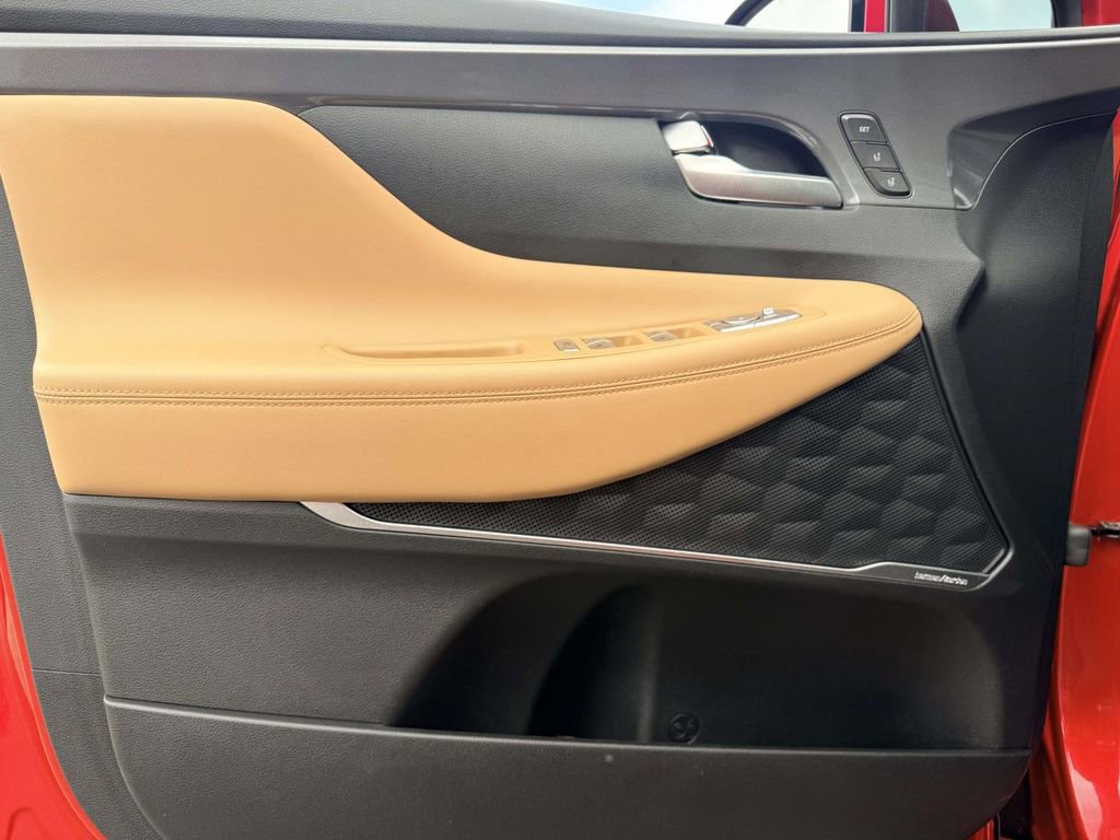 Used 2023 Hyundai Santa Fe Calligraphy image 12