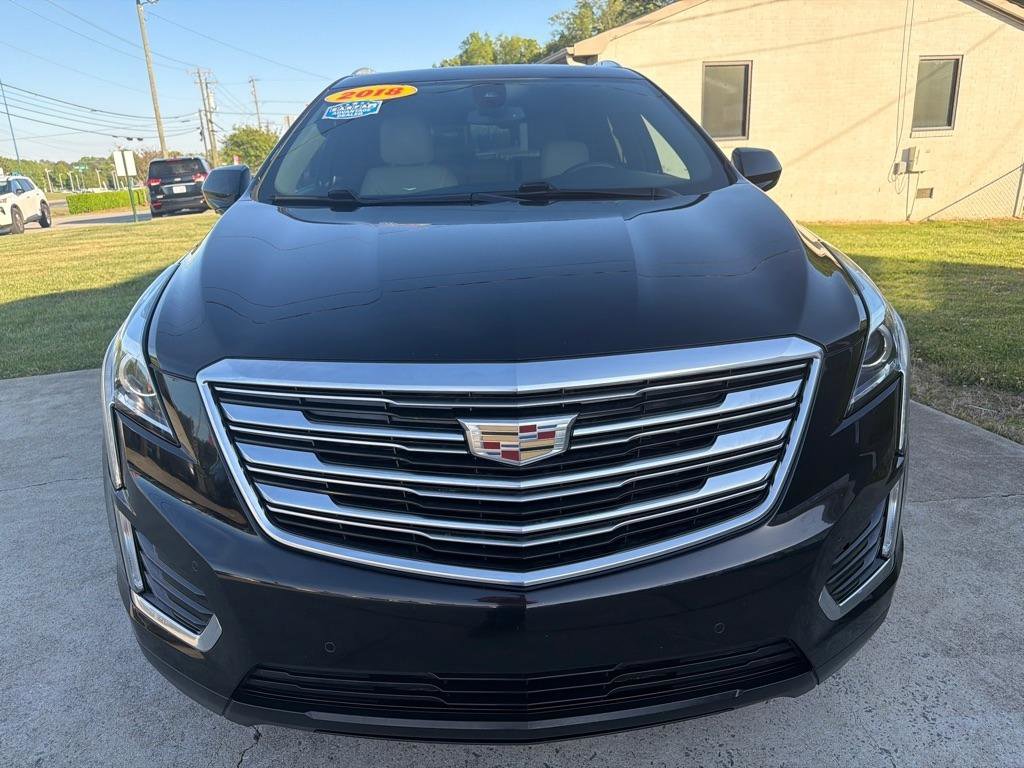 Used 2018 Cadillac XT5 Luxury w/ Driver Awareness Package image 3