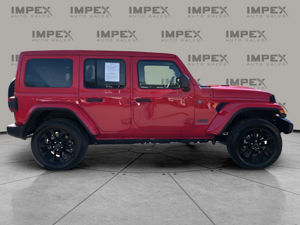 Used 2025 Jeep Wrangler Unlimited Sahara w/ Safety Group AWD/4WD image 6