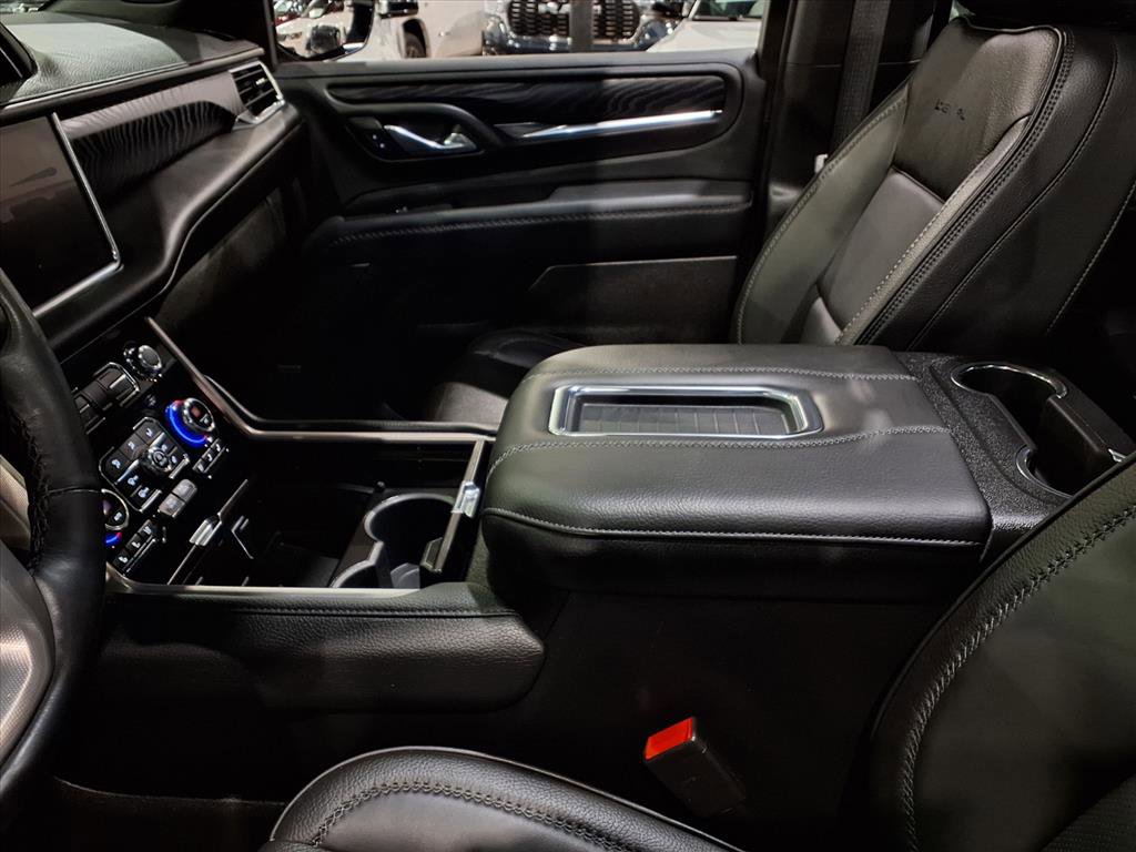 Used 2023 GMC Yukon Denali w/ Advanced Technology Package image 17
