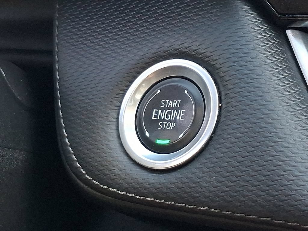 Used 2025 Chevrolet Equinox LT w/ Safety and Technology Package AWD/4WD image 23