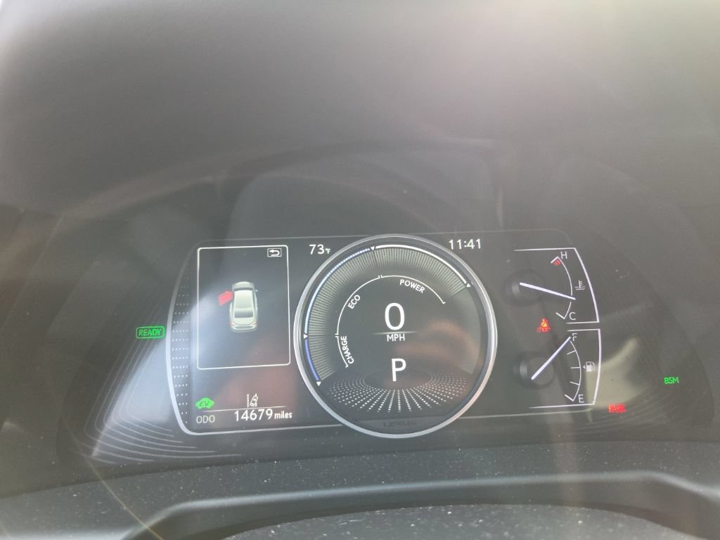 Used 2025 Lexus ES 300h w/ Accessory Package (Z1) FWD image 6