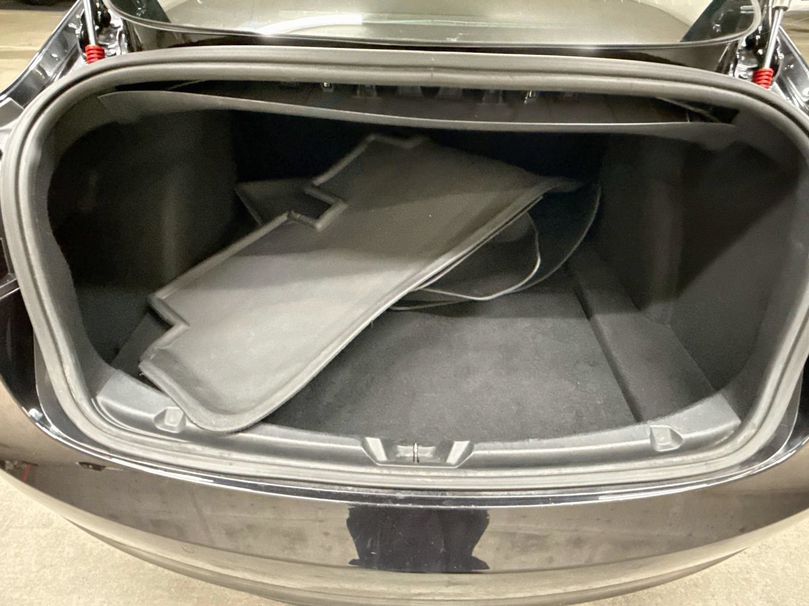 Used 2018 Tesla Model 3 Long Range AWD/4WD image 26