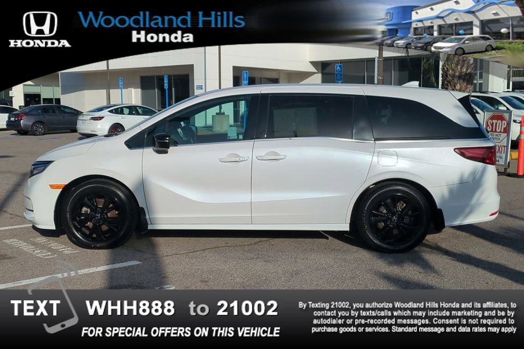 Used 2023 Honda Odyssey Sport image 8