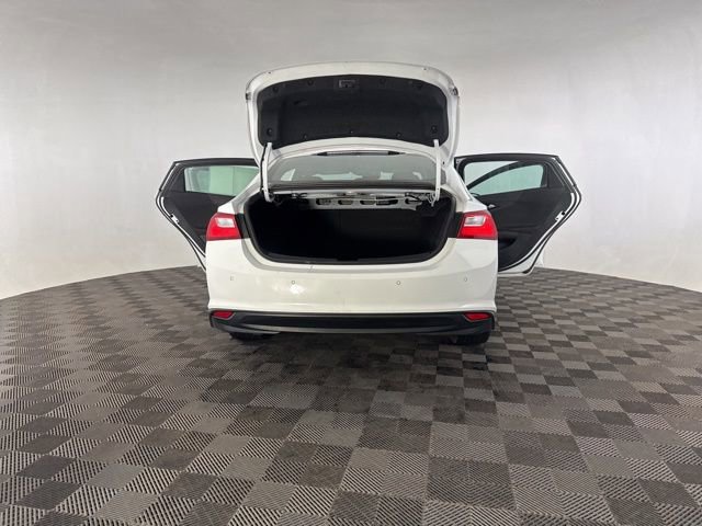 Used 2024 Chevrolet Malibu LT image 17