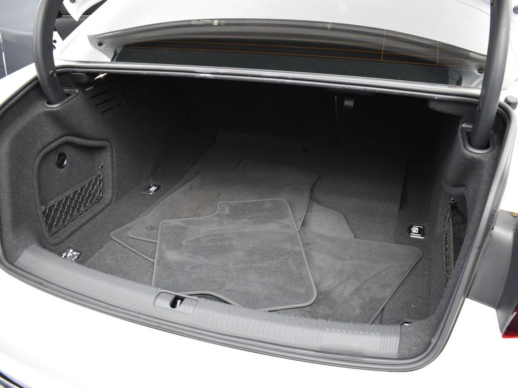Used 2020 Audi A4 2.0T Premium w/ Convenience Package image 27