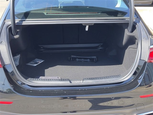 Certified 2025 Mercedes-Benz E 350 4MATIC Sedan image 9