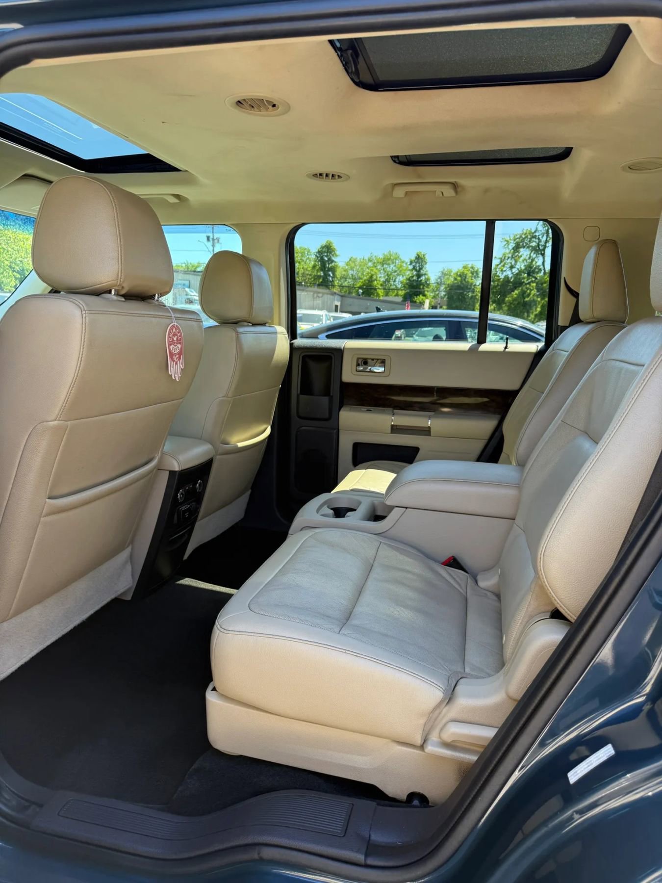 Used 2016 Ford Flex Limited w/ Equipment Group 303A AWD/4WD image 19