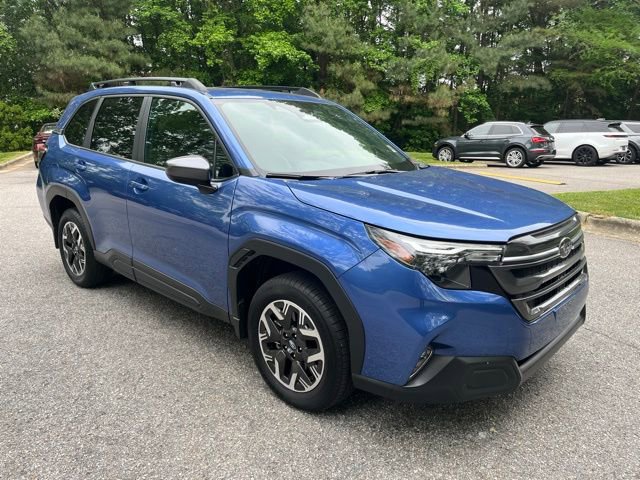 Used 2026 Subaru Forester Premium AWD/4WD image 2