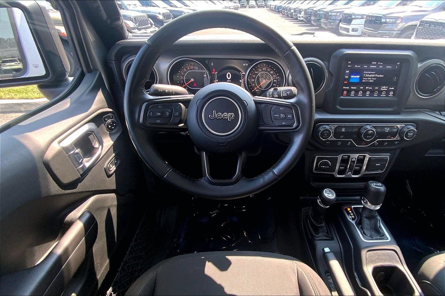 Used 2018 Jeep Wrangler Unlimited Sport S AWD/4WD image 5