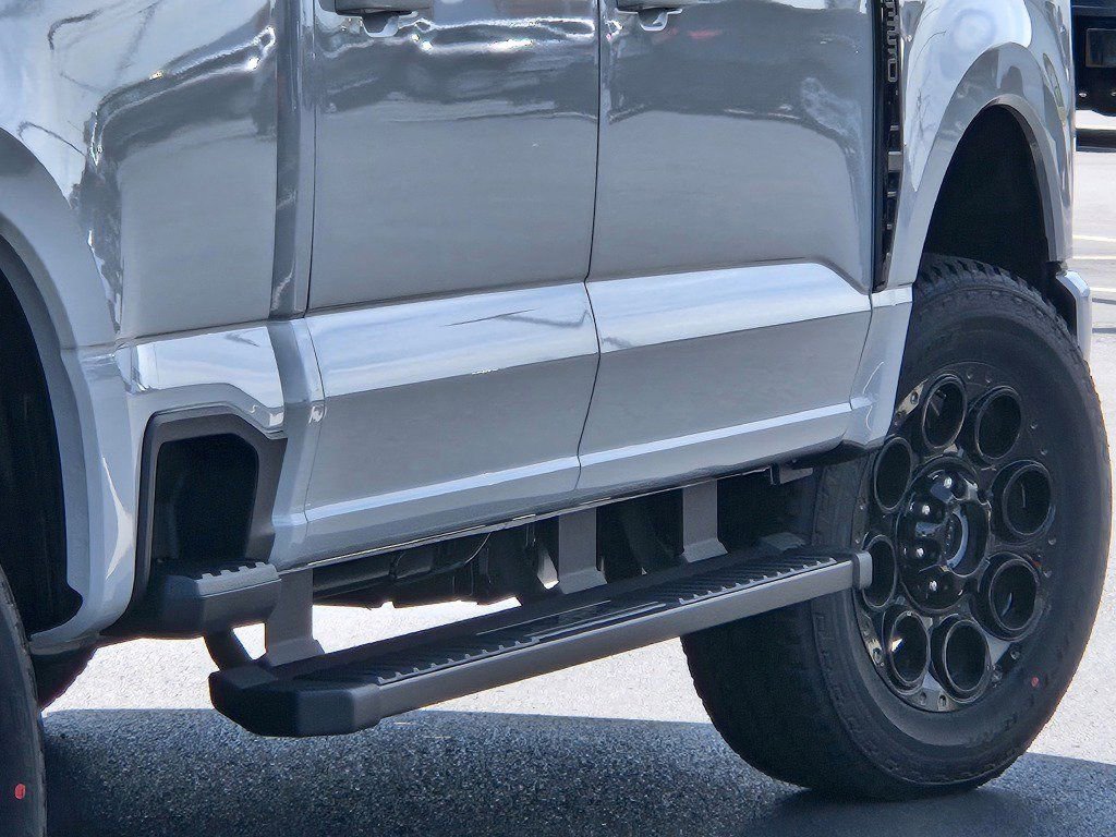 New 2026 Ford F350 XLT w/ XLT Premium Package image 11