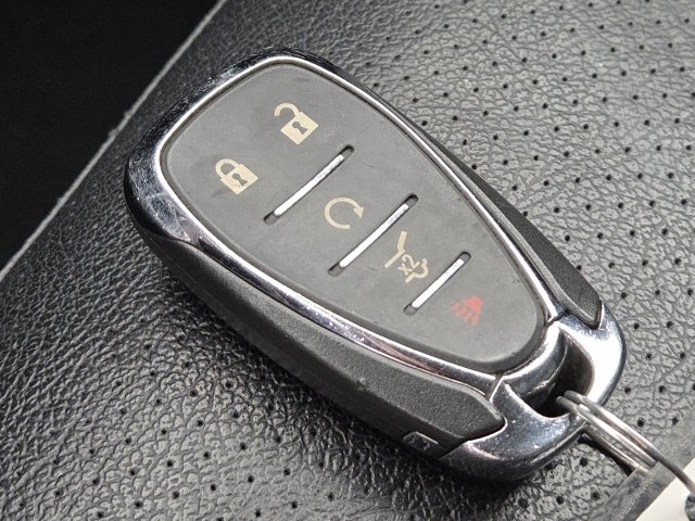 Used 2020 Chevrolet Traverse LT w/ Driver Confidence II Package AWD/4WD image 23