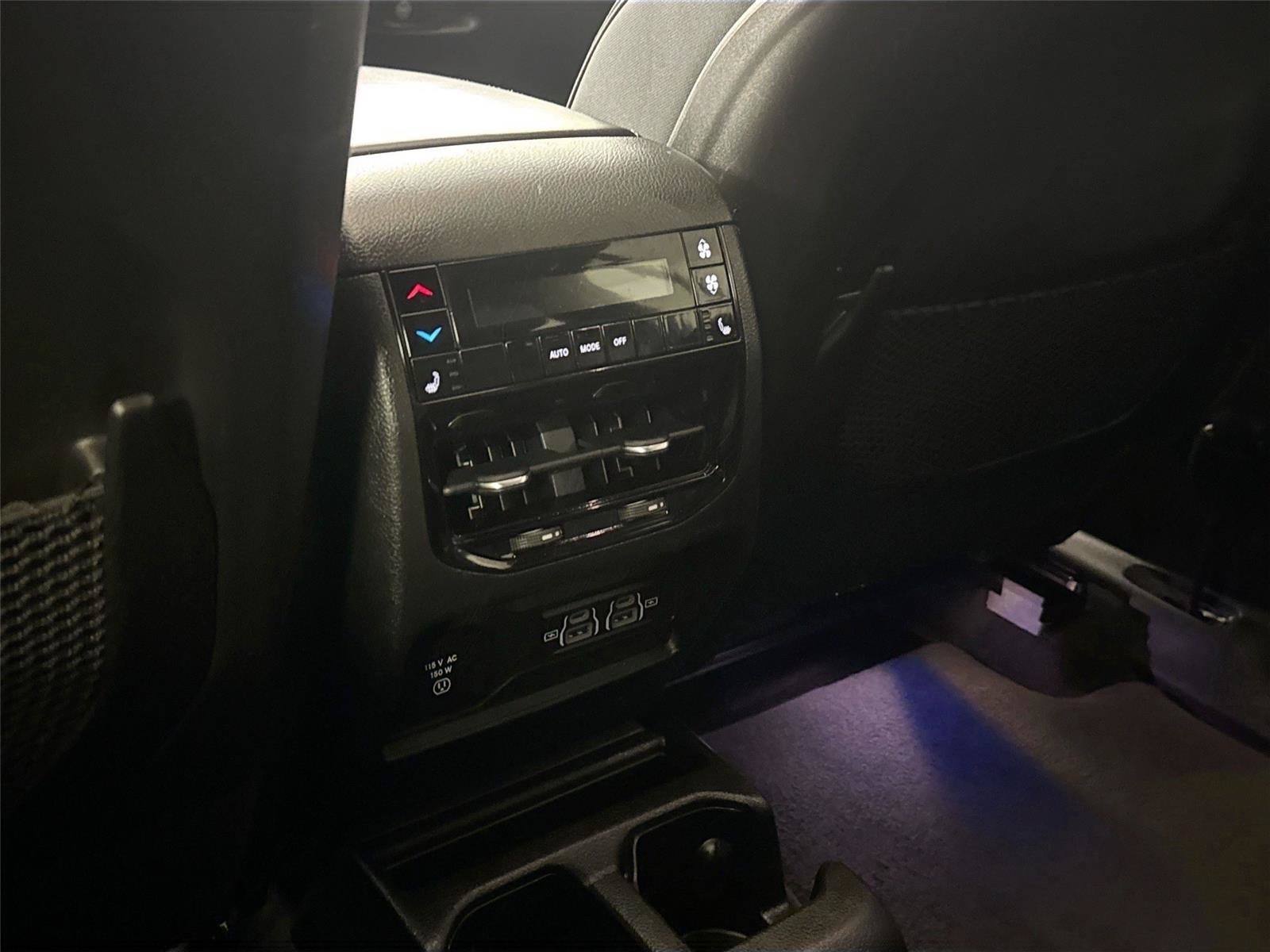 Used 2022 Jeep Grand Cherokee L Overland w/ MOPAR Finishing Package AWD/4WD image 35