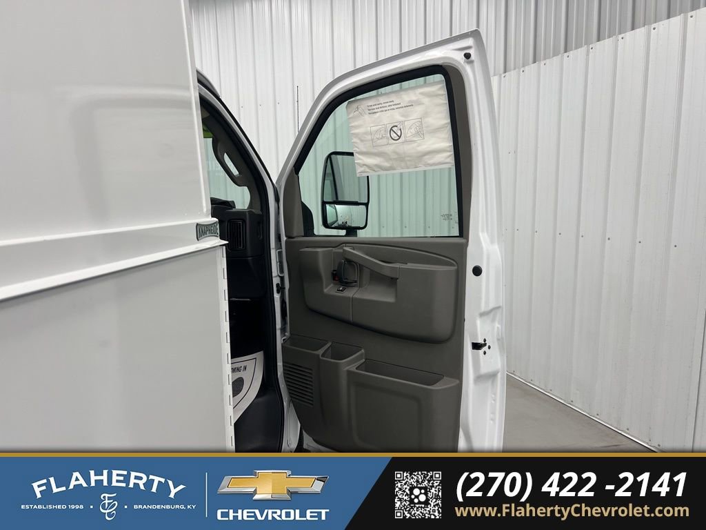 New 2025 Chevrolet Express 3500 w/ Power Convenience Package image 10