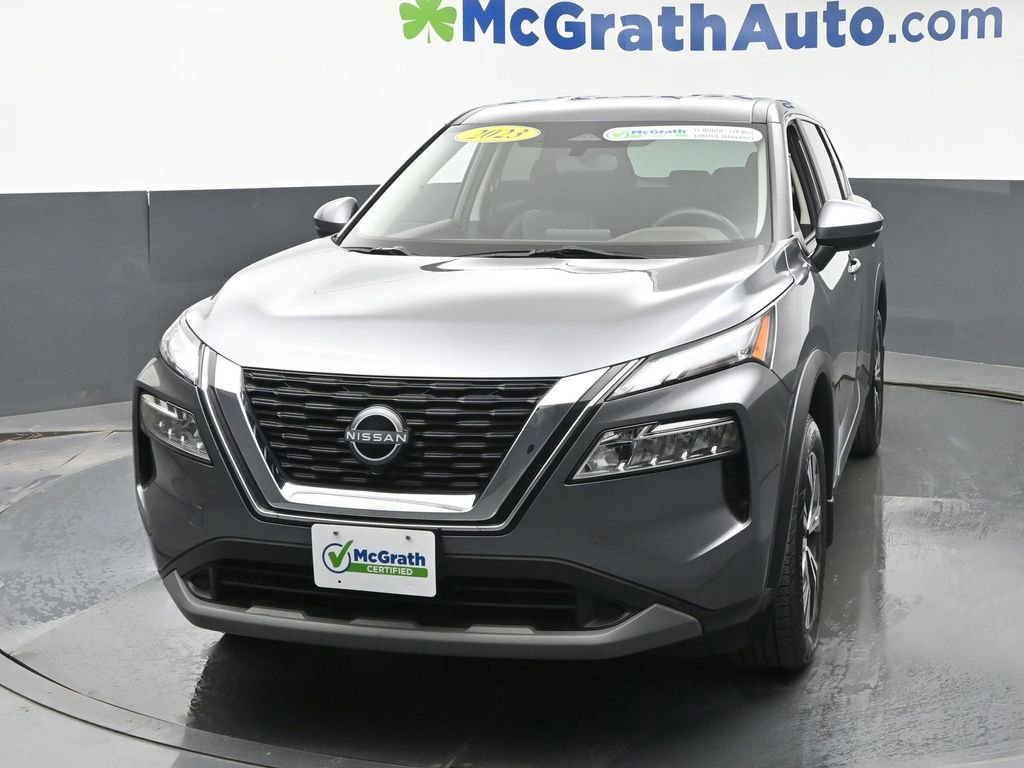Used 2023 Nissan Rogue SV image 5
