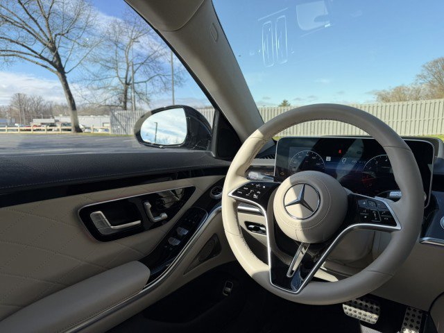 Used 2022 Mercedes-Benz S 500 4MATIC image 12