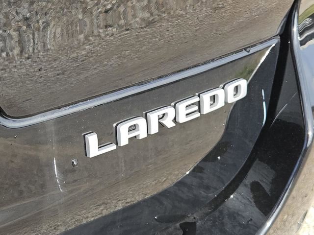 New 2025 Jeep Grand Cherokee L Laredo image 10