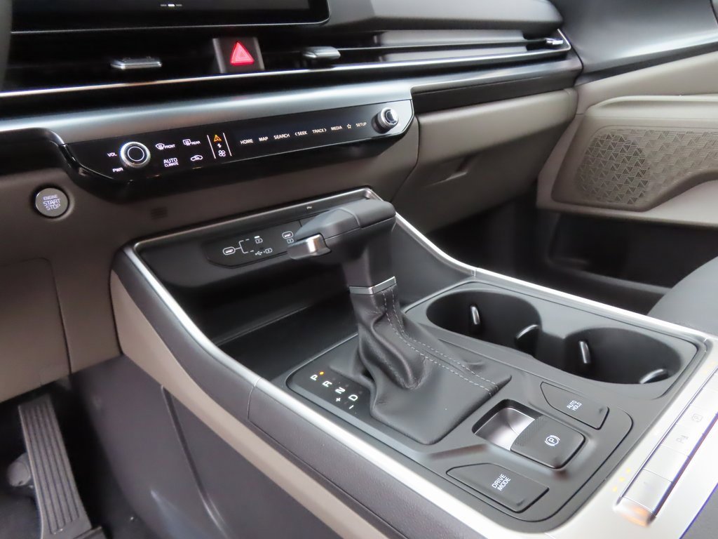 New 2026 Kia Carnival image 6